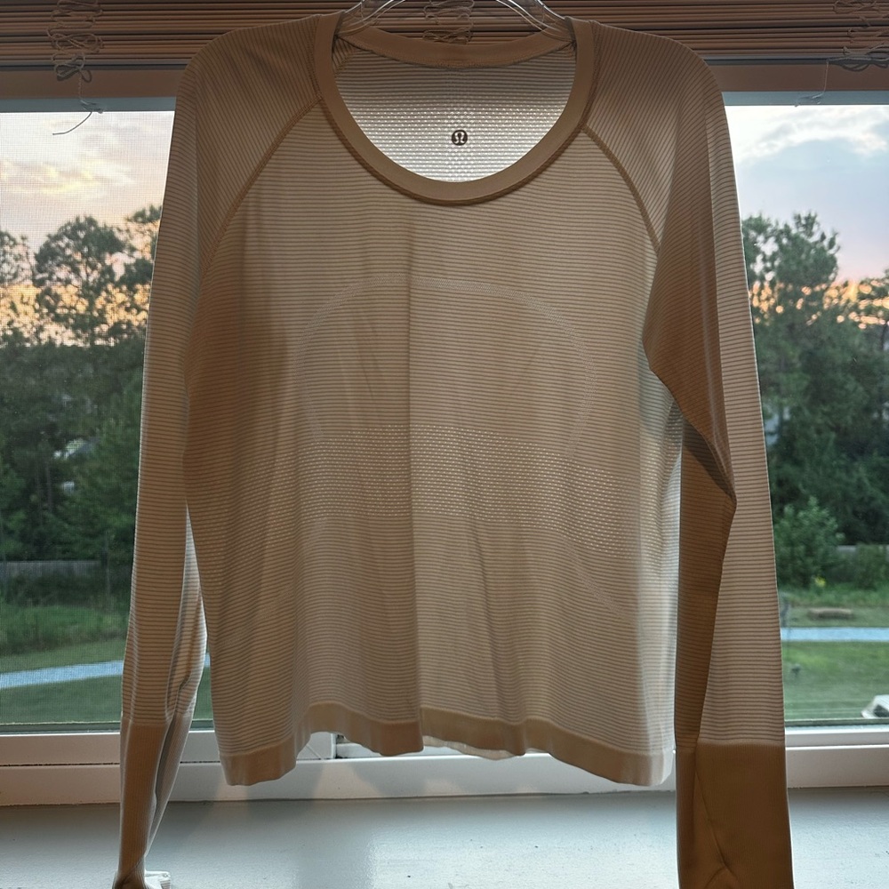 Lululemon Athletica - Swiftly Tech - White